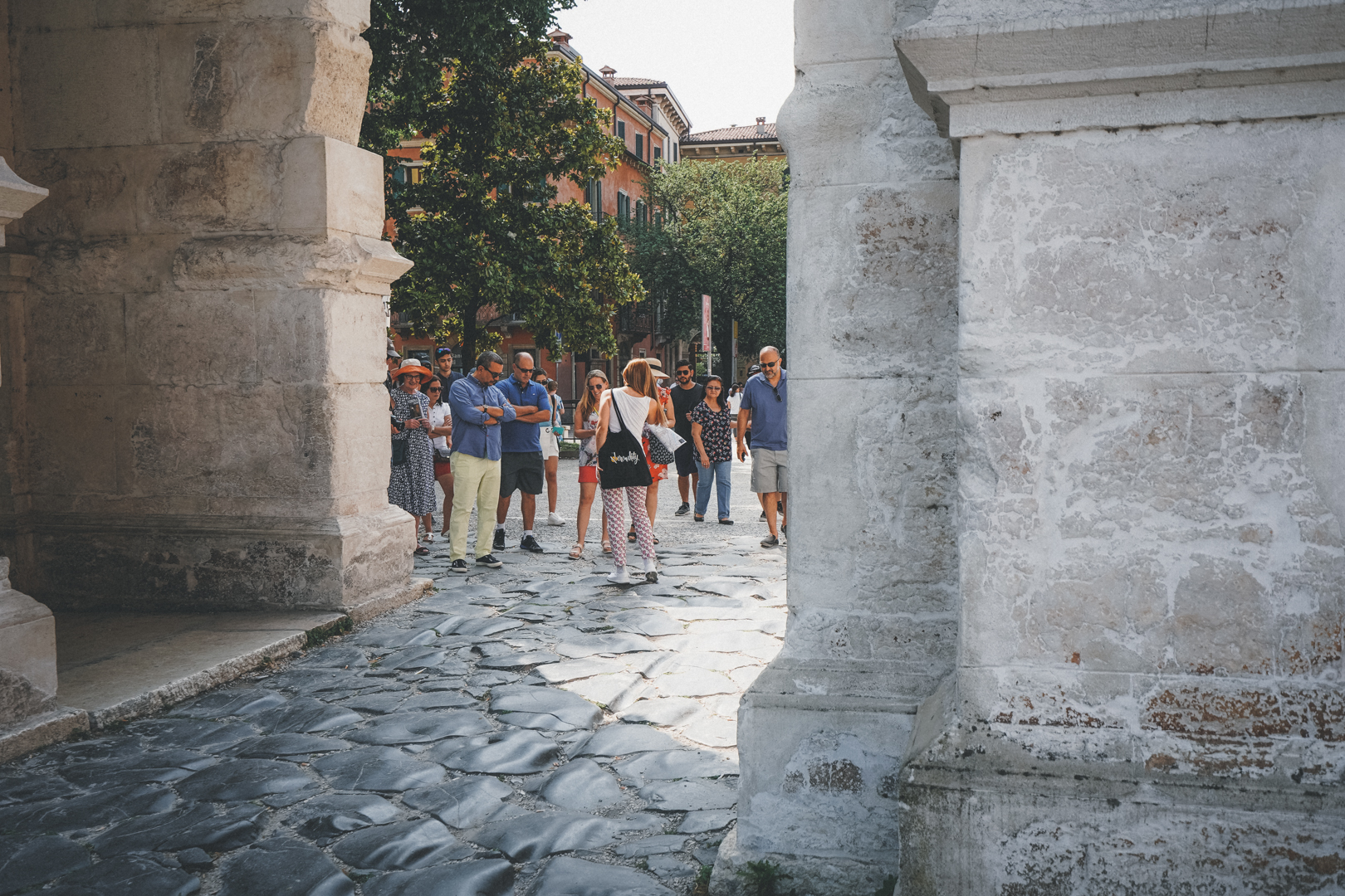 verona walking tour in small group, shared group tour verona, castelvecchio verona, scaligero castle verona, gavi's arch verona