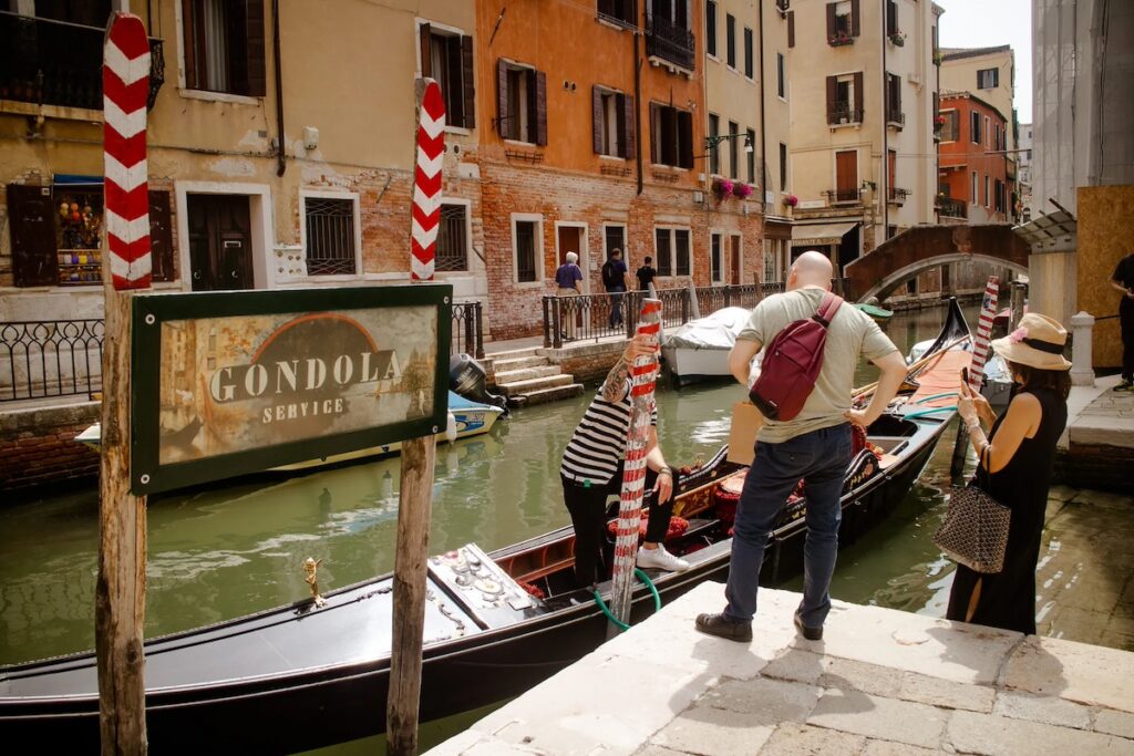 Best of Venice tour with Gondola ride Saint Mark and Doge’s palace, Venice Tour with Gondola Ride, Venice Tour, Gondola Venice