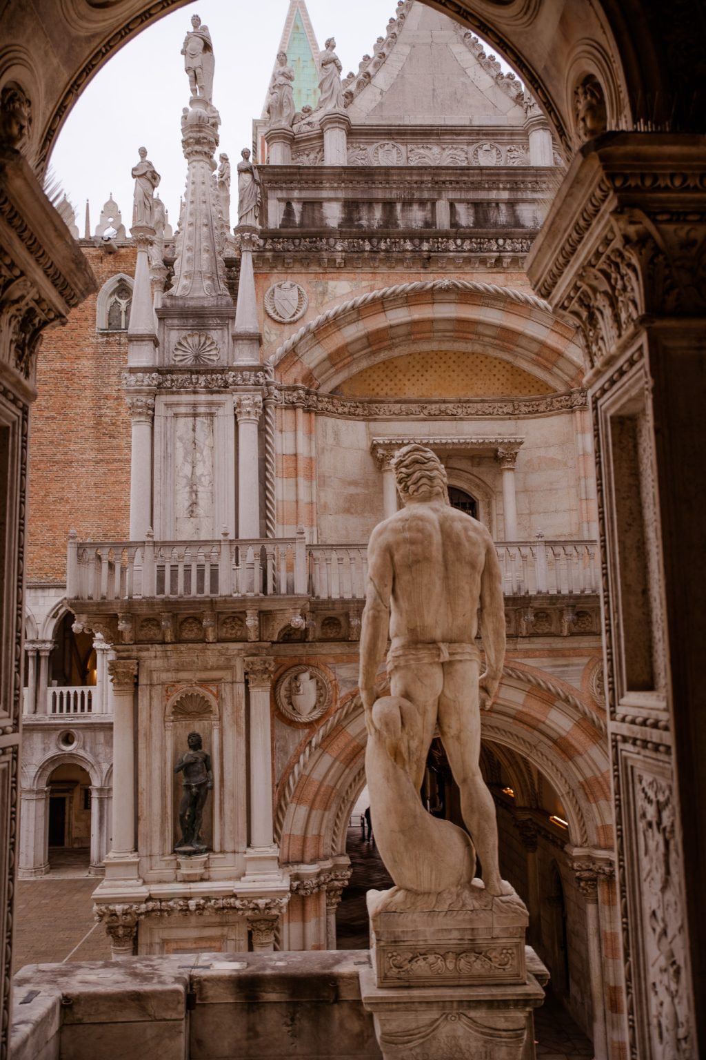 best of venice with saint mark, doge's palace and gondola ride | il meglio di venezia, con san marco, palazzo ducale e giro in gondola