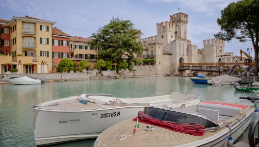 Sirmione Highlights Walking and boat Tour | Tour a piedi si Sirmione con giro in barca